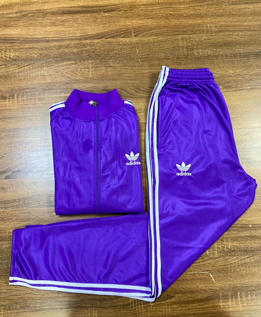 CONJUNTO DISEÑADO PARA VERTE BIEN, COMODO Y UNICO